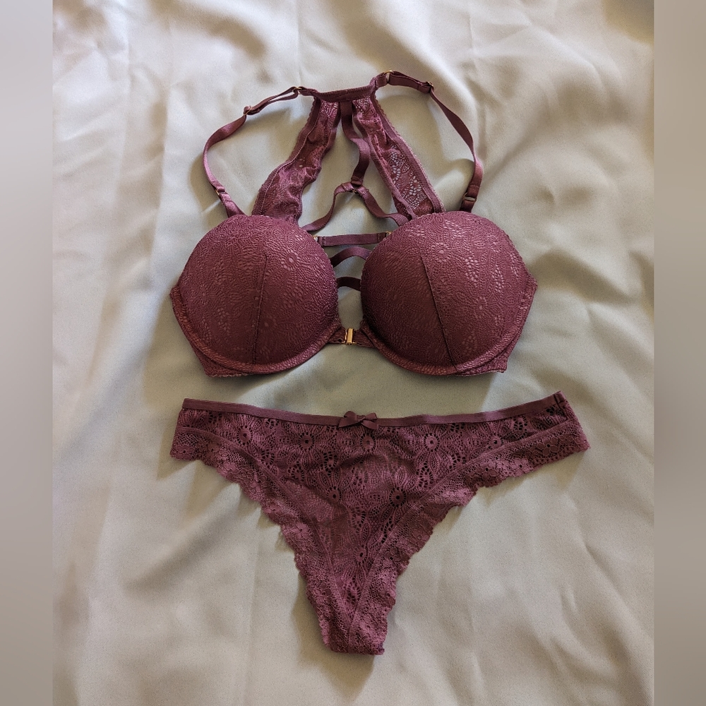 Victoria's Secret Very Sexy Purple Bra and Matching Panties - 34C and Medium